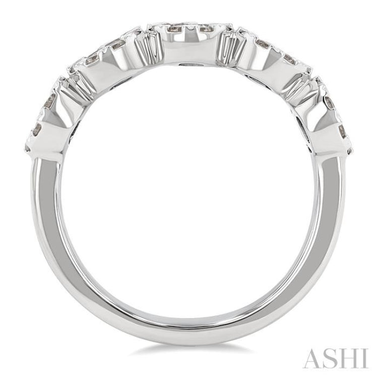 1 Ctw 5-Stone Lovebright Round Cut Diamond Band in 14K White Gold