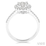 3/4 ctw Oval Shape Diamond Lovebright Ring in 14K White Gold