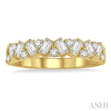 5/8 ctw Zigzag Baguette and Round Cut Diamond Ring in 14K Yellow Gold