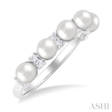 4 MM Round Shape Cultured Pearl and 1/6 ctw Round Cut Diamond Semi Precious Fashion Ring in 10K White Gold