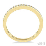 1/10 ctw Round Cut Diamond Wedding Band in 14K Yellow Gold